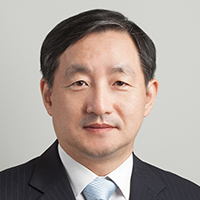 Professor CHANG Sea-Jin
